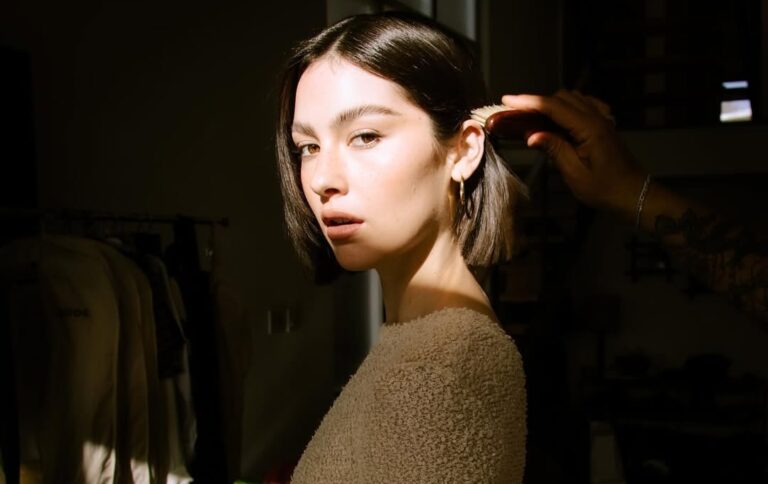 Τα πιο 5 κομψά καρέ που θα υιοθετήσουν οι Γαλλίδες το 2025