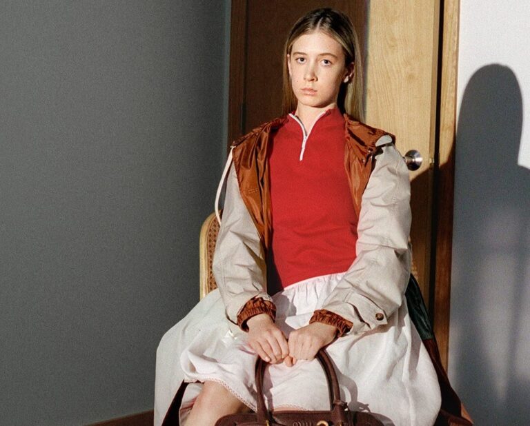 Sunday-Rose/Instagram: miumiu