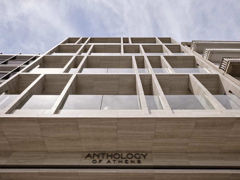 το εξωτερικό του Anthology of Athens