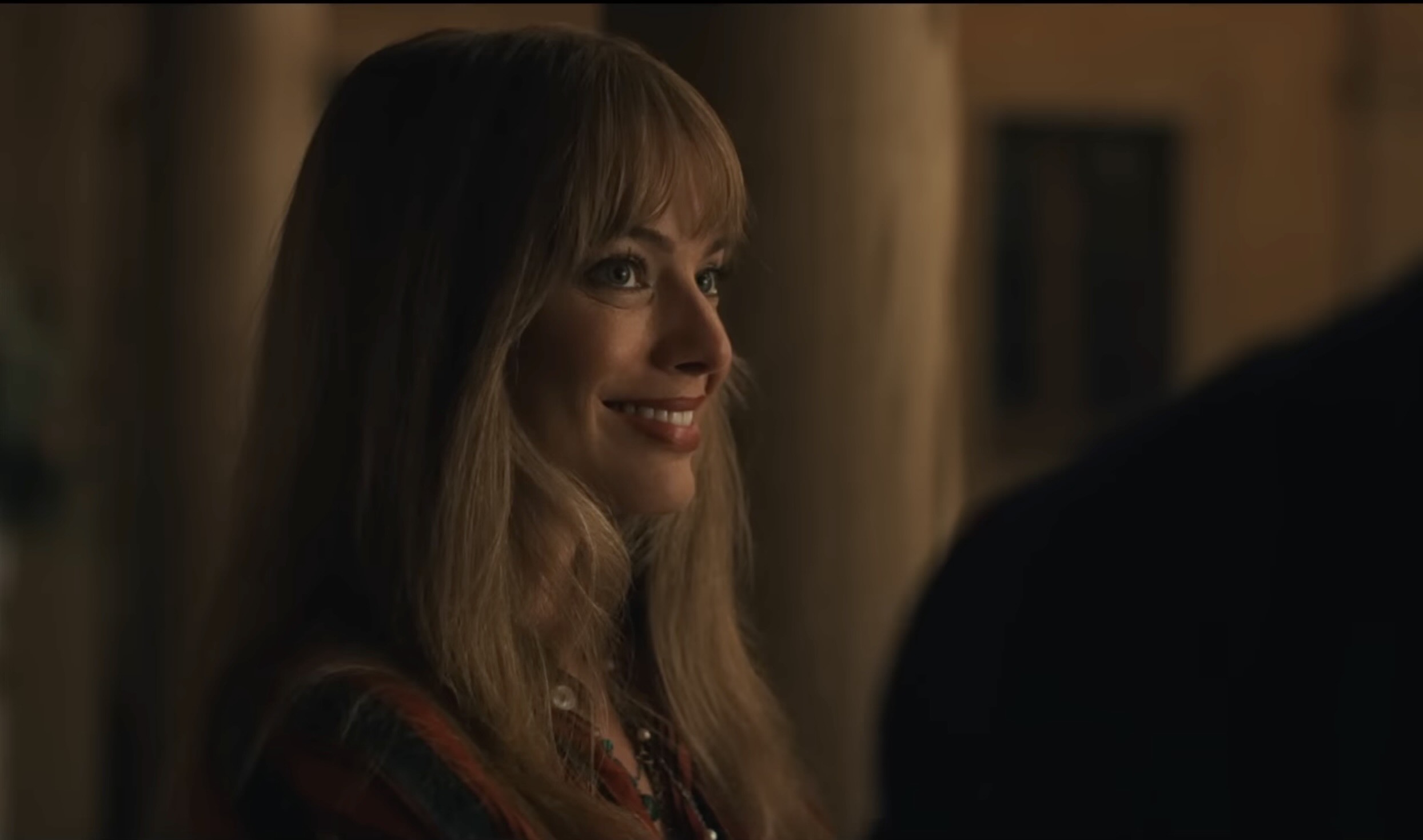 Η Μάργκοτ Ρόμπι εντυπωσιάζει με το αποκαλυπτικό φόρεμα στην πρεμιέρα της νέας της ταινίας