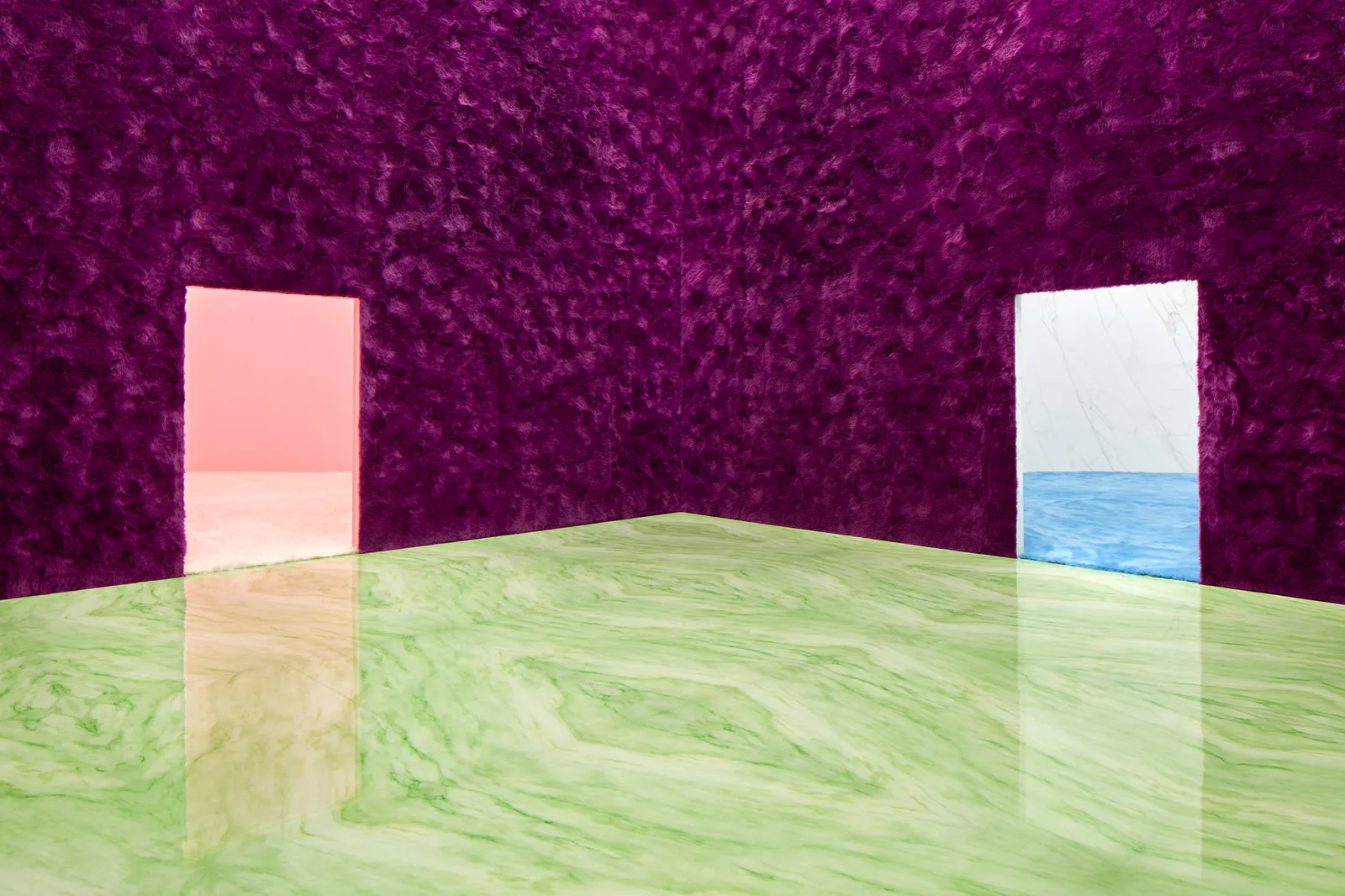 Catwalk: Μια υπέροχη έκθεση για τη θεατρικότητα της πασαρέλας, από το 1900 έως σήμερα