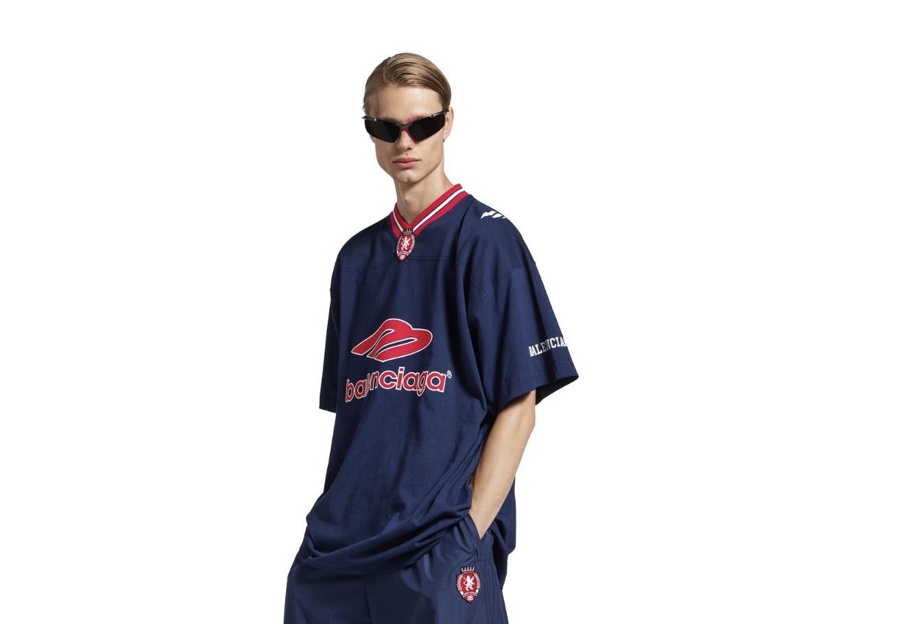 Ό,τι χρειάζεται να ξέρεις για τη νέα Football Series της Balenciaga