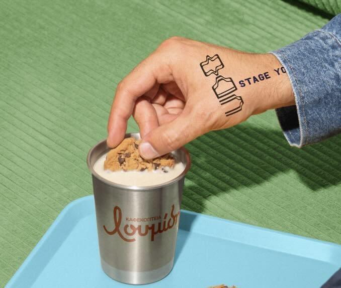 Η Marlon Tate έβγαλε limited συλλογή με προσωρινά tattoo για τα Χριστούγεννα