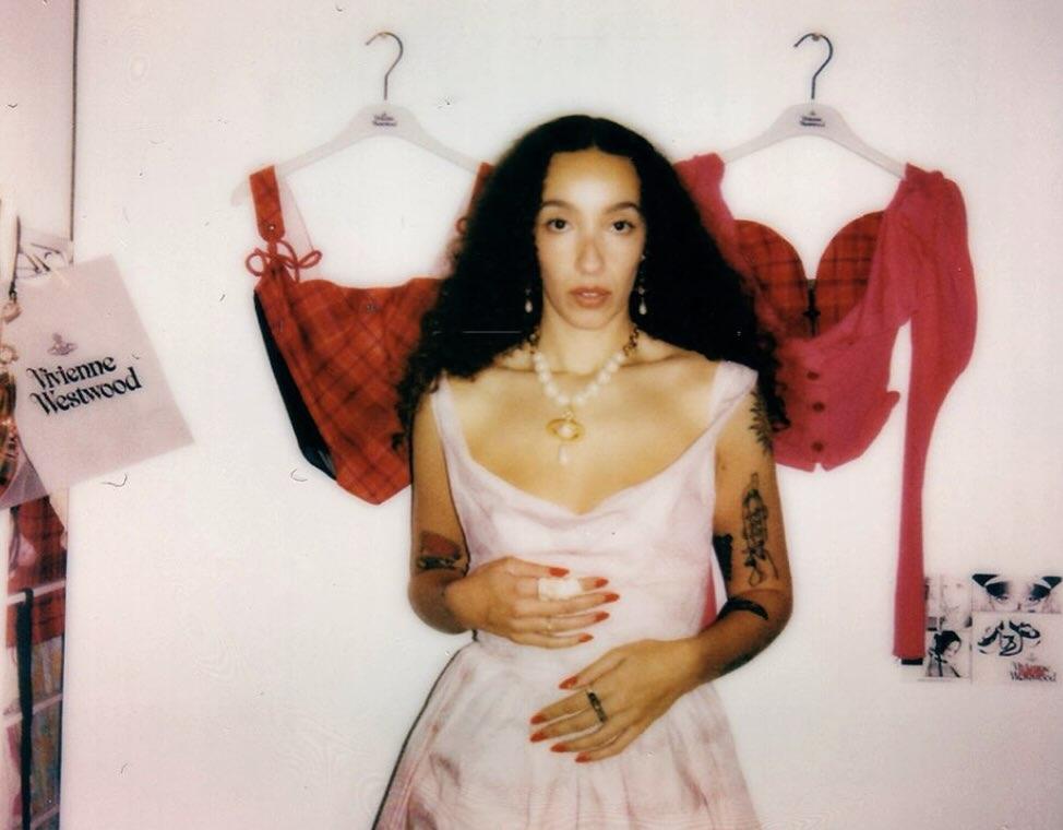 Vivienne Westwood x NANA συλλογή: Η επιστροφή μιας θρυλικής manga αισθητικής 25 χρόνια μετά