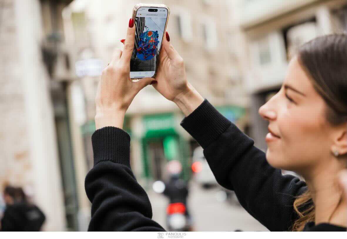 Glo up the city: Πήγαμε σε ένα διαφορετικό brunch με επίκεντρο την AR τέχνη glo up the city