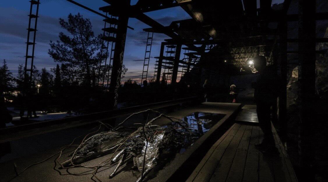 Το νέο έργο του Αλέξανδρου Τζάννη μεταμορφώνει το παλιό λατομείο του Φιλοπάππου σε μια ζωντανή, ποιητική αφήγηση